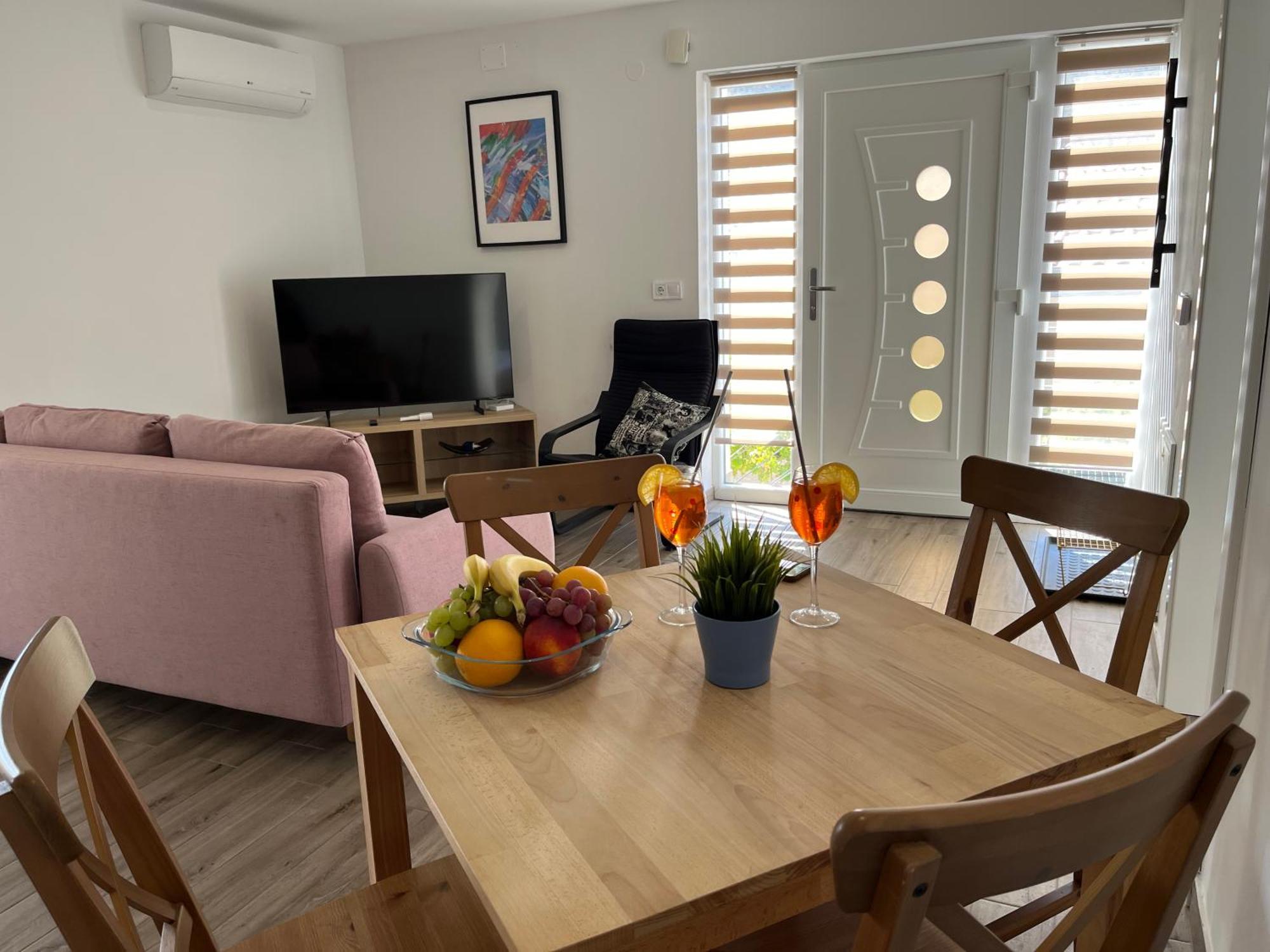 Apartmani Mlinar - One Bedroom Apartment With Seaview Grebaštica Exterior foto
