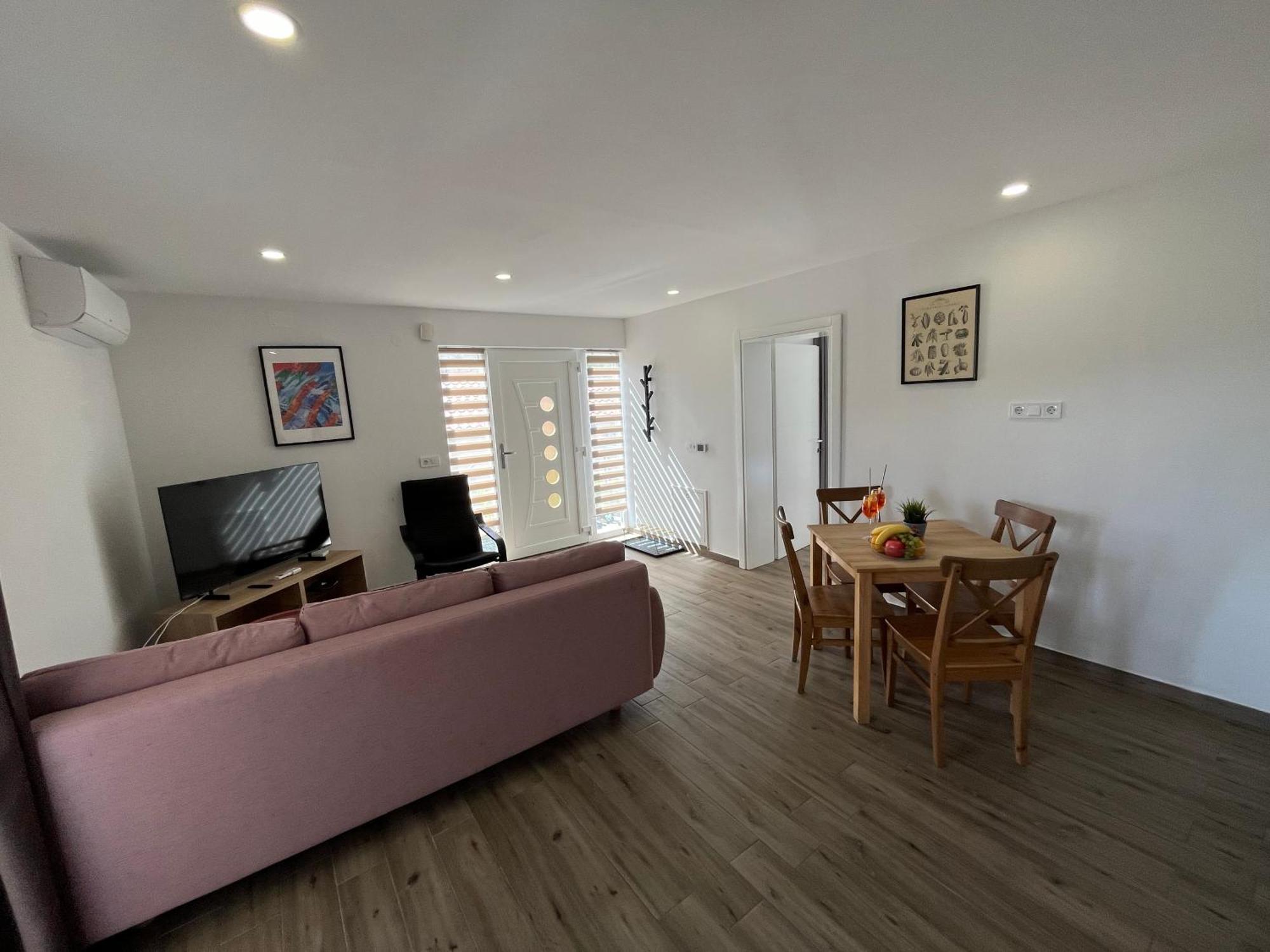 Apartmani Mlinar - One Bedroom Apartment With Seaview Grebaštica Exterior foto